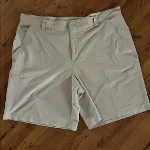 Men Colombia Shorts
